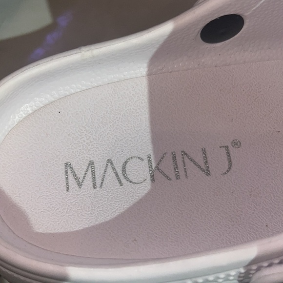 MACKINJ Crocs Women's Classic Bae Embellished - Picture 10 of 11